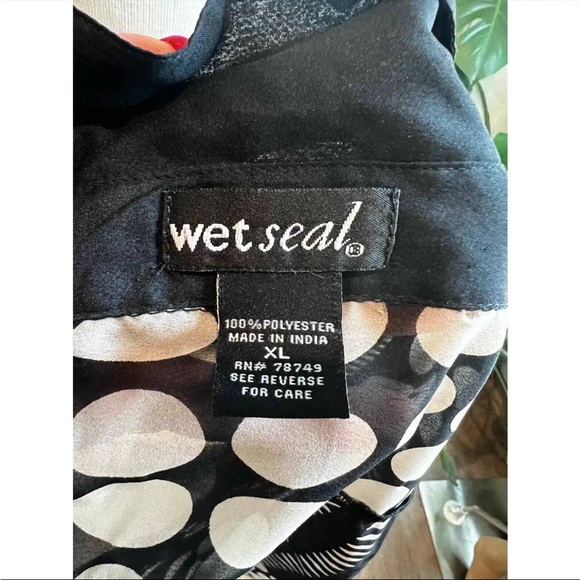 Y2k Wet Seal Womens Blouse Sheer 🖤Polka Dot Black Cream Size XL🖤 - Picture 4 of 5